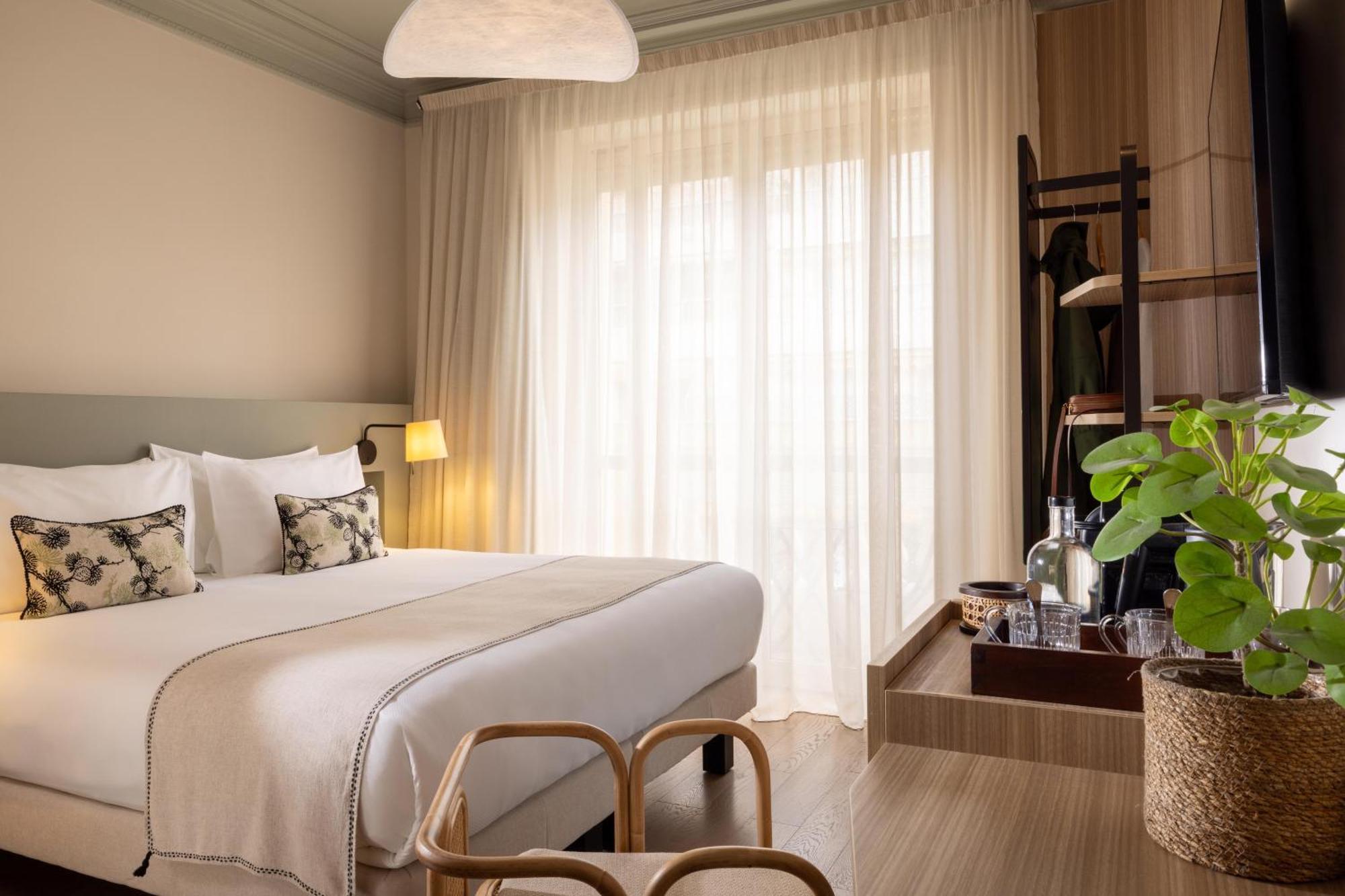 Superior Queen Room